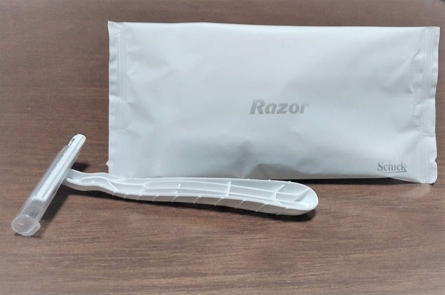 ホテルのアメニティ　使い捨てT字カミソリ 500本 業務用使い捨てT字カミソリ RA二枚刃 ホテルアメニティ 500本入